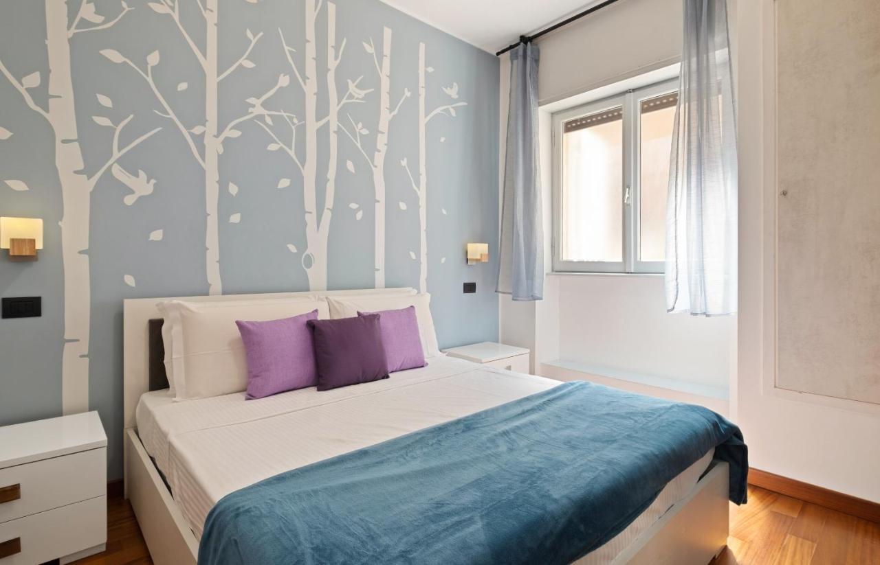רומא 3 Bed Modern Flat - 15 Minutes Walk To Colosseum מראה חיצוני תמונה