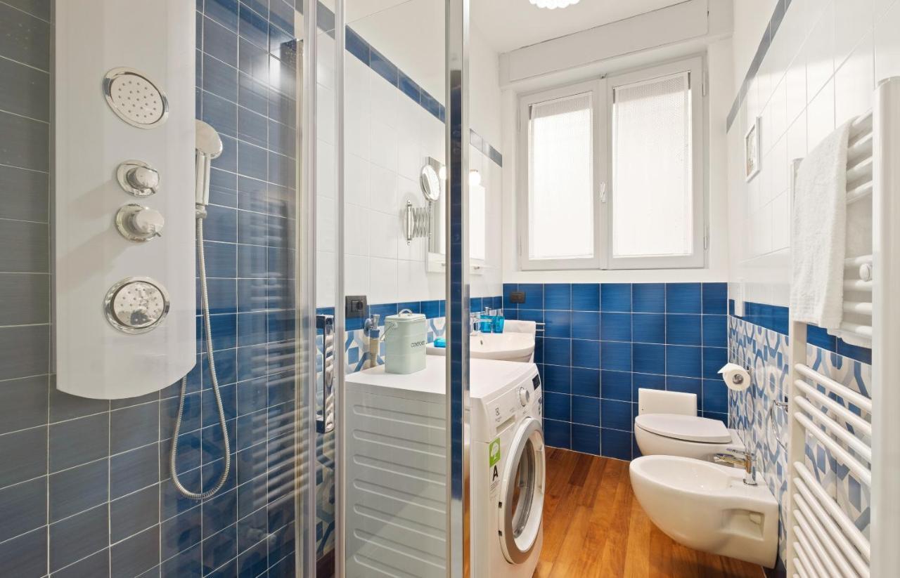 רומא 3 Bed Modern Flat - 15 Minutes Walk To Colosseum מראה חיצוני תמונה