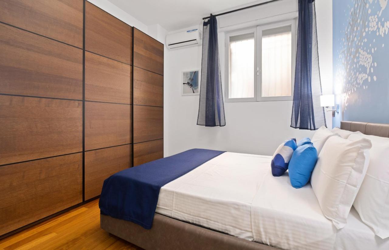 רומא 3 Bed Modern Flat - 15 Minutes Walk To Colosseum מראה חיצוני תמונה